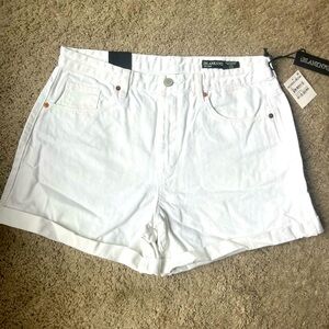 New Blank NYC head in the clouds white shorts woman’s 31 the Perry
